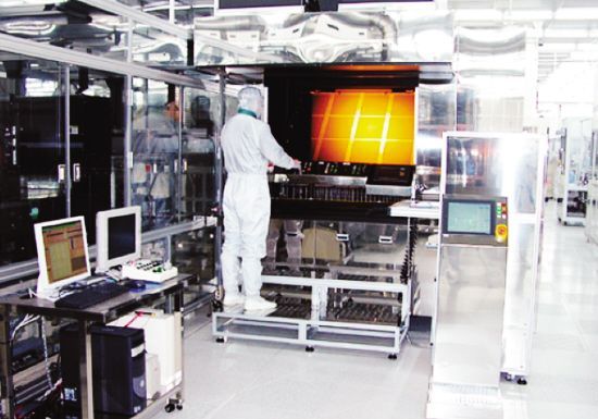 各LCD面板厂商竞争激烈 或转投OLED生产