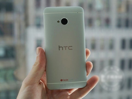 四核1080p大屏国行HTC One报价4999元