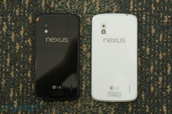 Nexus 4白色版真机赏析 依然是安卓4.2