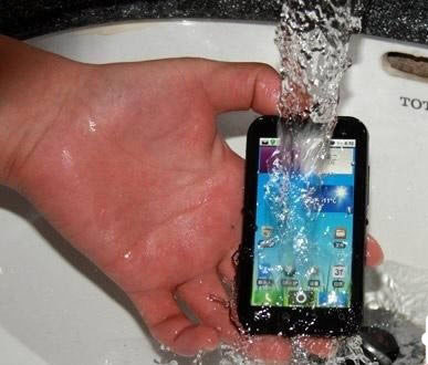 手机进水了怎么办？