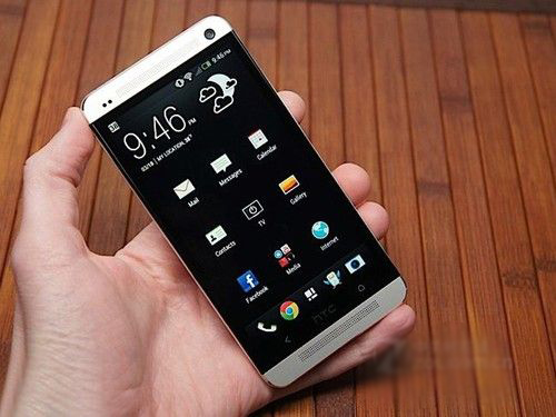 HTC One拍照紫光问题频发 官方称是正常现象