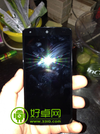 Nexus 5开机画面曝光 运行安卓4.4系统