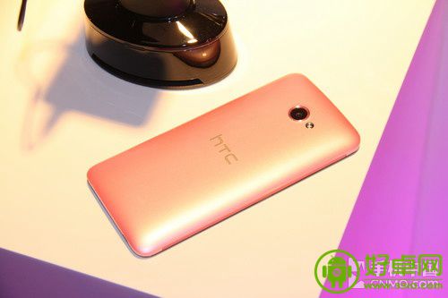 HTC Butterfly S行货发布 多款配色可供选择