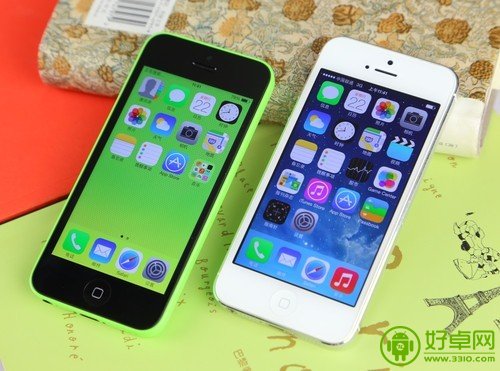 色彩更加丰富 iPhone 5C和iPhone 5真机对比