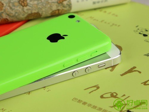 色彩更加丰富 iPhone 5C和iPhone 5真机对比