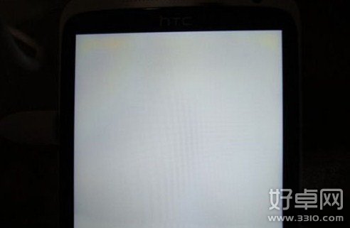 HTC王牌高端机型One X频现屏幕黄斑问题 曝出硬件故障