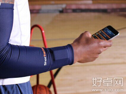 提高投篮技巧的可穿戴设备ShotTracker问世