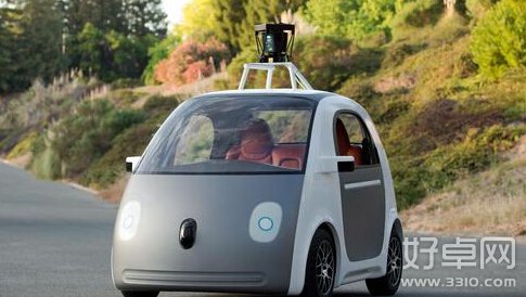 谷歌第一辆全功能无人驾驶汽车原型亮相