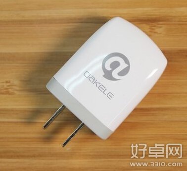 大可乐3开箱体验分享 外形酷似iPhone 6